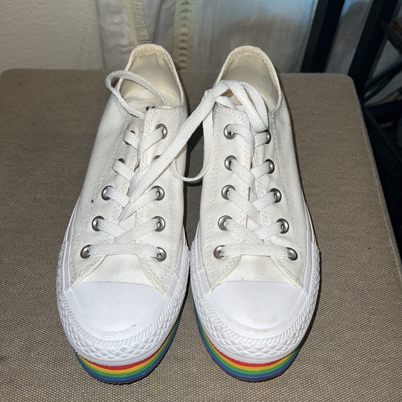 Pride Platform Converse - Picture 2 of 6